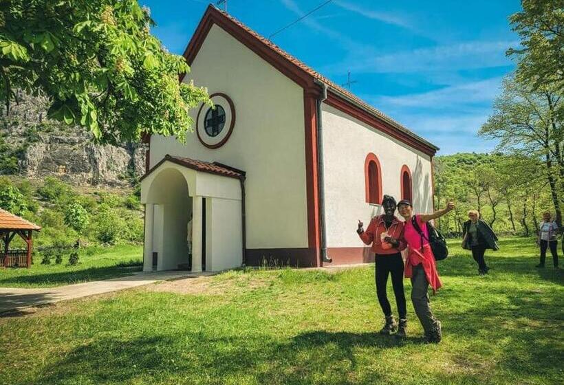 پانسیون Prenoćište Stojadinović