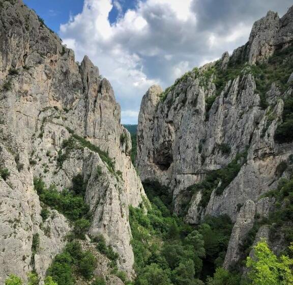 پانسیون Prenoćište Stojadinović