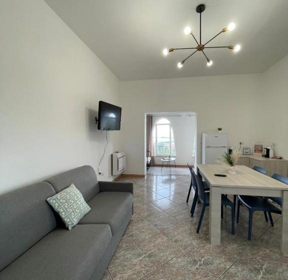 بنسيون Strenia Rooms