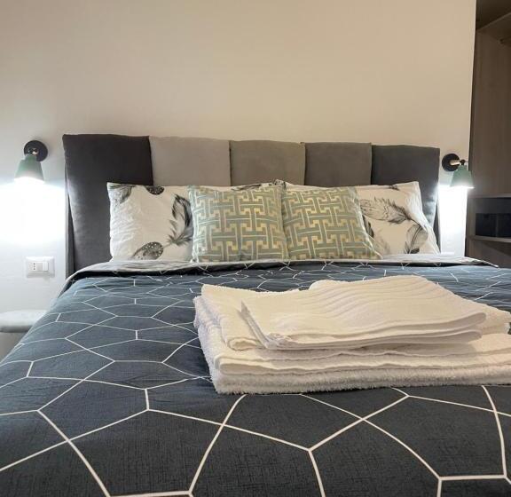 بنسيون Strenia Rooms