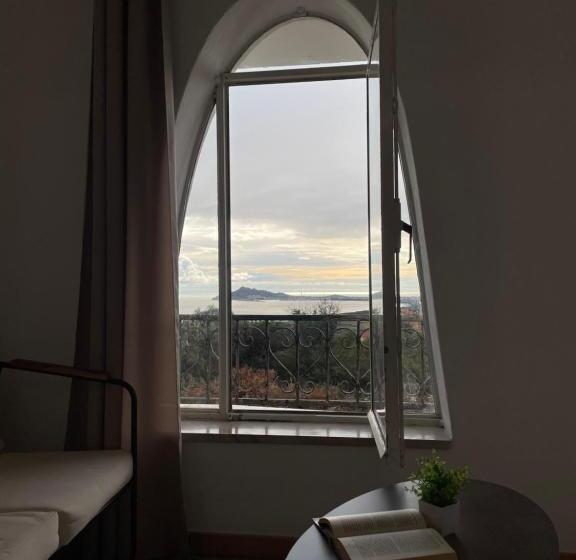 بنسيون Strenia Rooms