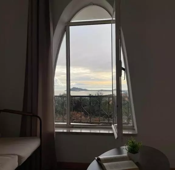 ペンション Strenia Rooms