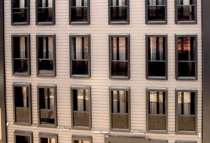 Sabiha Sultan Hotel Karakoy