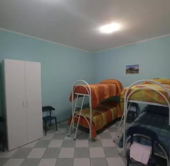 هاستل Casa Nostra