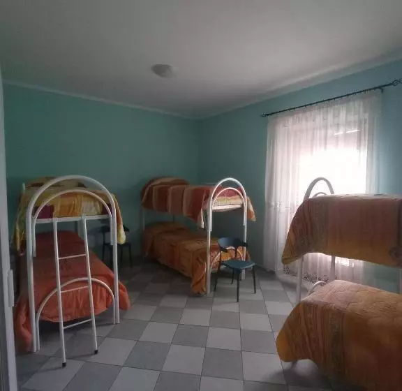 هاستل Casa Nostra