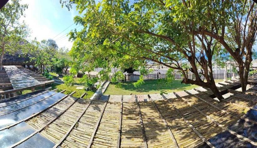 Aamiaismajoitus (B&B) Farmer’s Cafe Villas