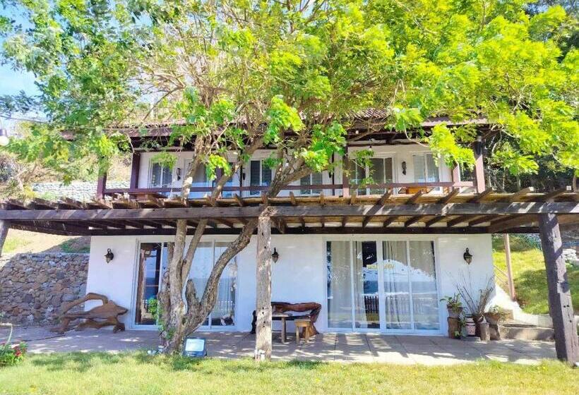 Bed and Breakfast Farmer’s Cafe Villas