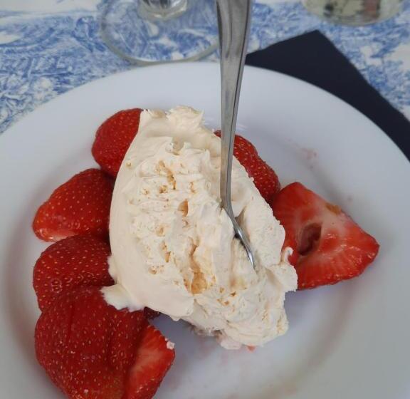 تختخواب و صبحانه Pierres Et Jardins