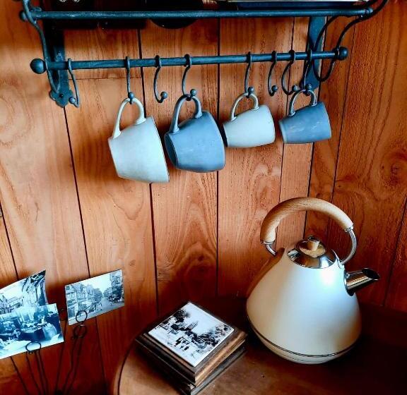 تختخواب و صبحانه Pierres Et Jardins