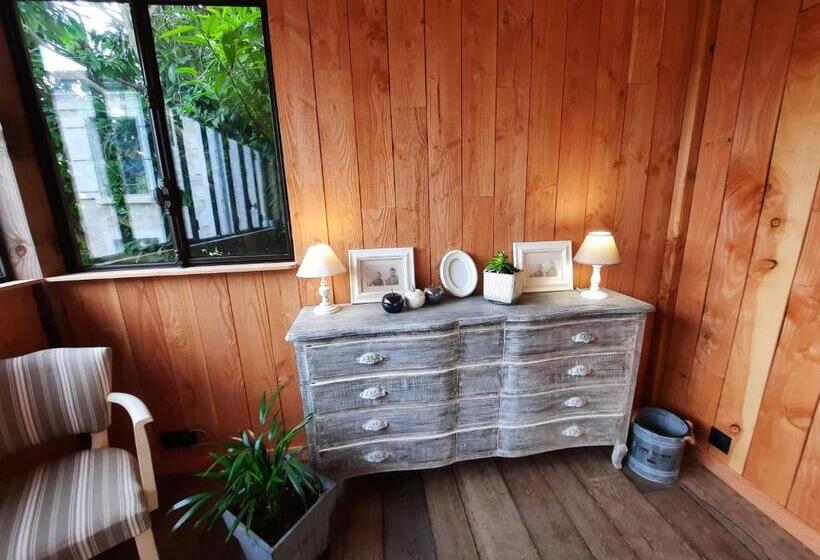 تختخواب و صبحانه Pierres Et Jardins