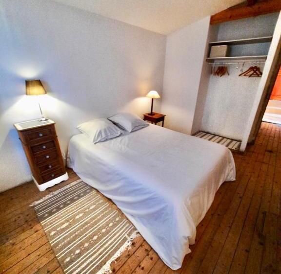 تختخواب و صبحانه Pierres Et Jardins