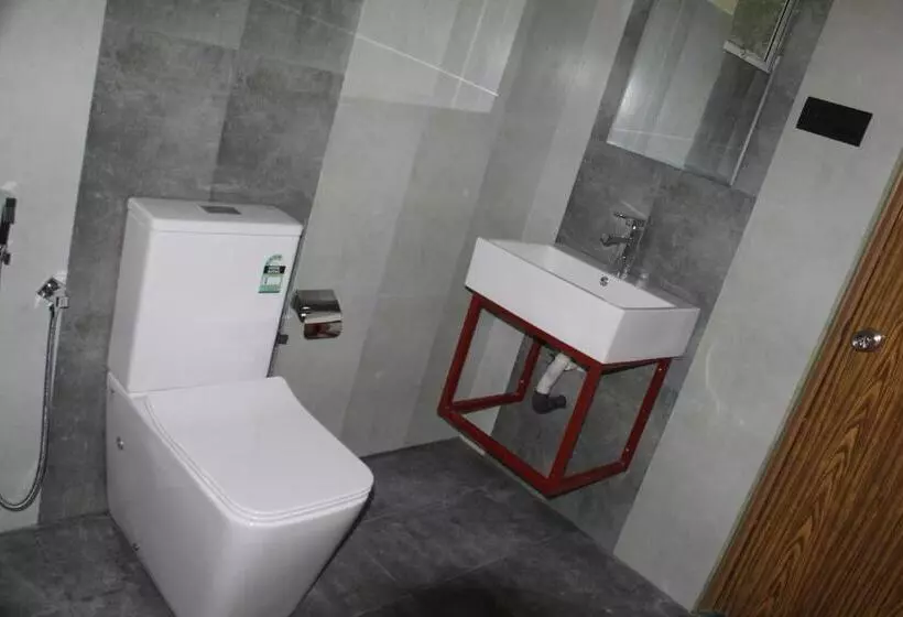 Green Lake View Yala Resort