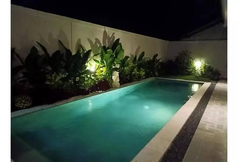 Hotelli Capital O 93508 Bale Jiwan Mukti Narmada