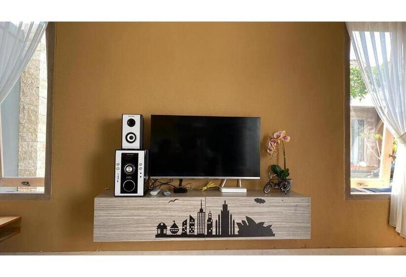 Отель Capital O 93508 Bale Jiwan Mukti Narmada