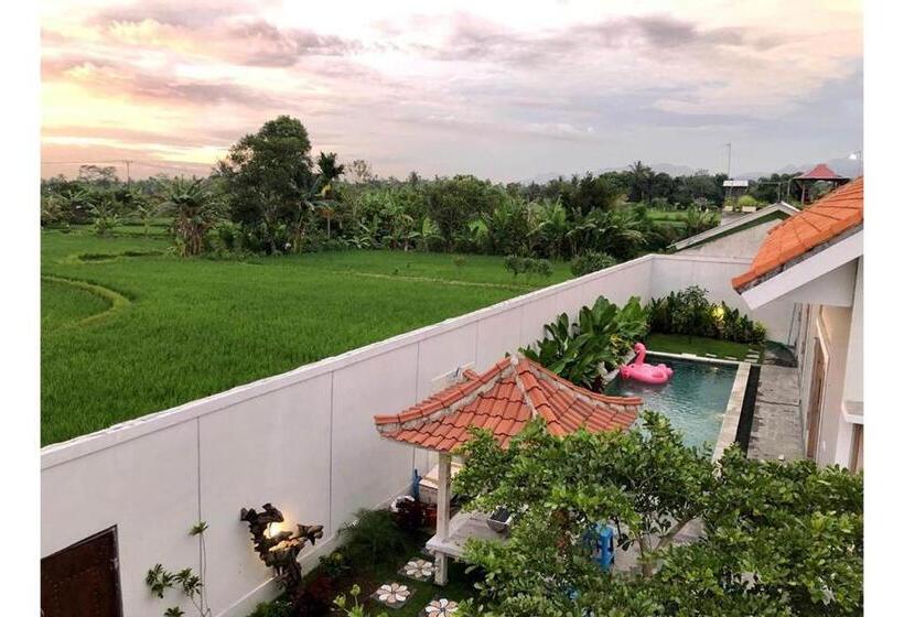 Отель Capital O 93508 Bale Jiwan Mukti Narmada