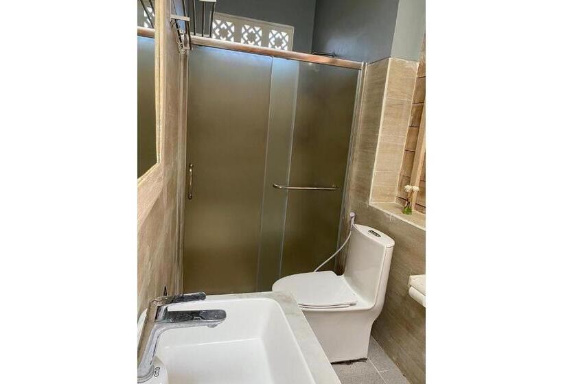 ホテル Capital O 93508 Bale Jiwan Mukti Narmada