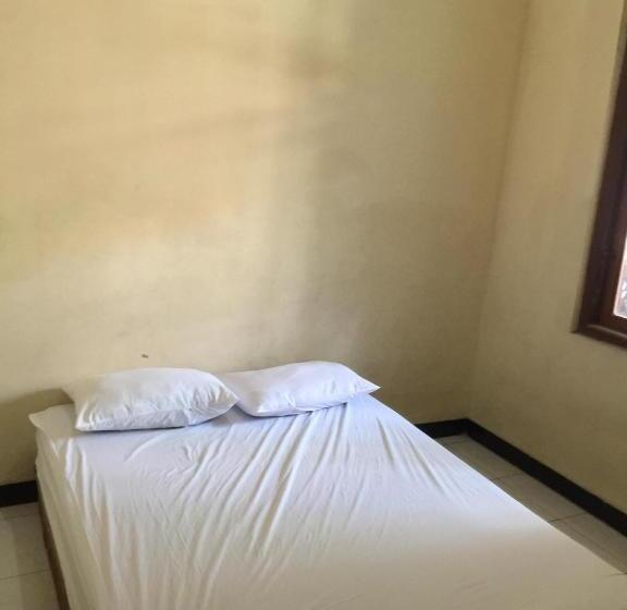 فندق Oyo 93525 Griya Wafira Trenggalek Syariah