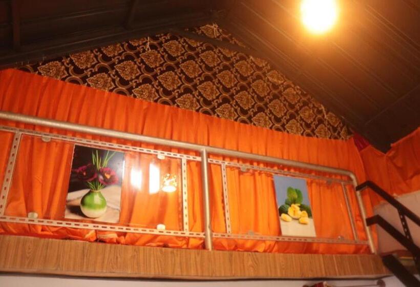 酒店 Ramu Green Lake Cottage