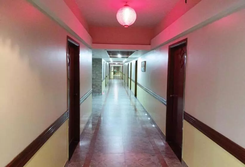 هتل Red Roof Inn