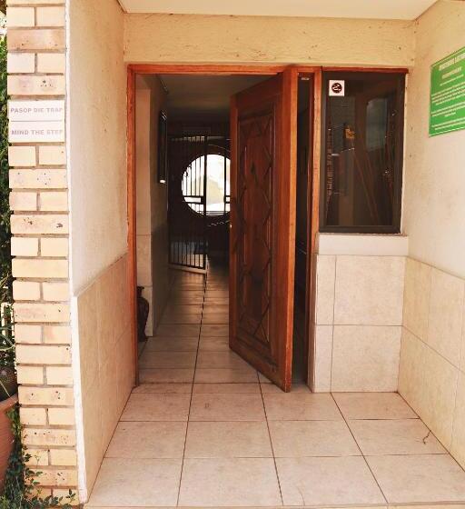 בית מלון כפרי Renosterberg By Klg