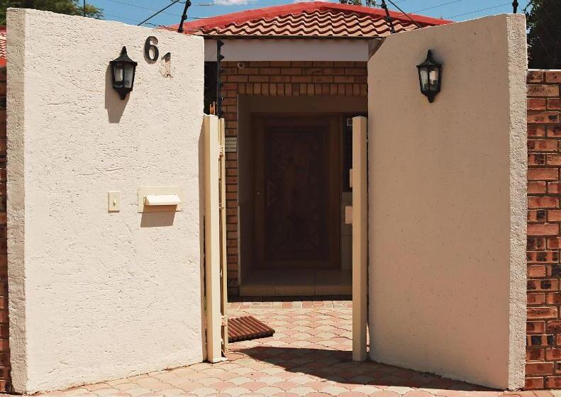 בית מלון כפרי Renosterberg By Klg