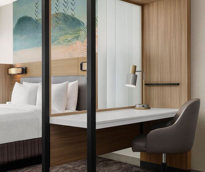 Отель Springhill Suites By Marriott Chula Vista Eastlake