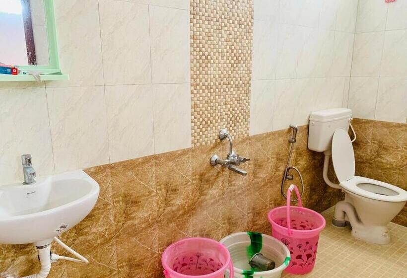 Pension Ramkarthik Villa Guest House