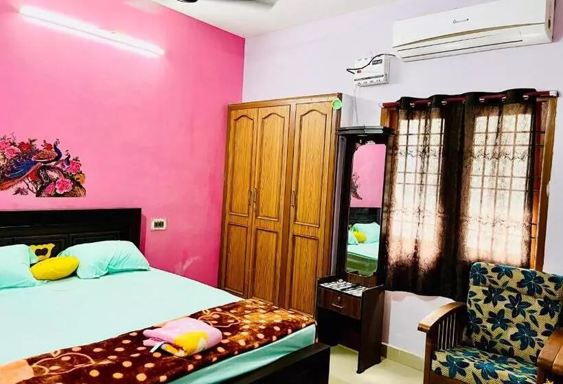 ペンション Ramkarthik Villa Guest House