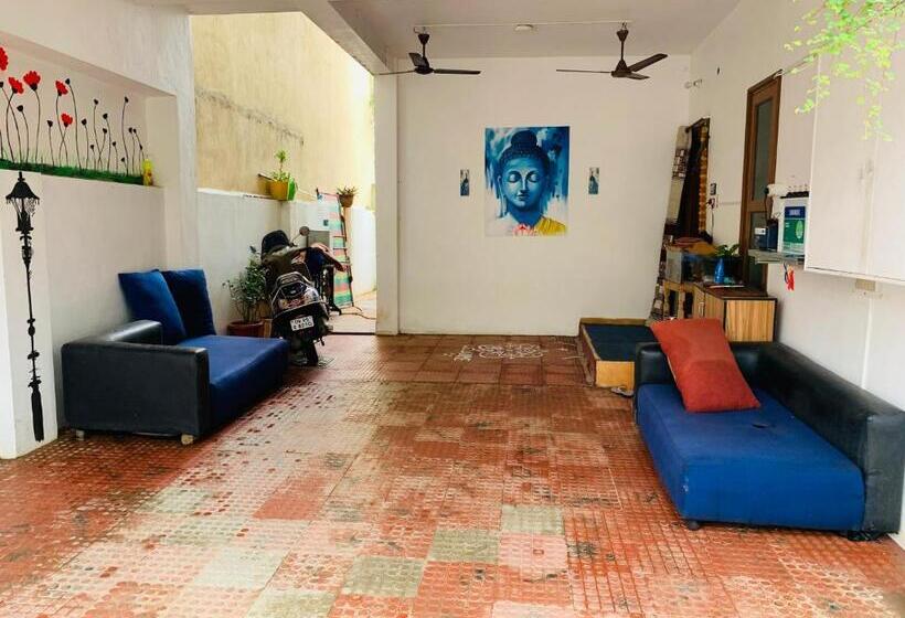 Pension Ramkarthik Villa Guest House