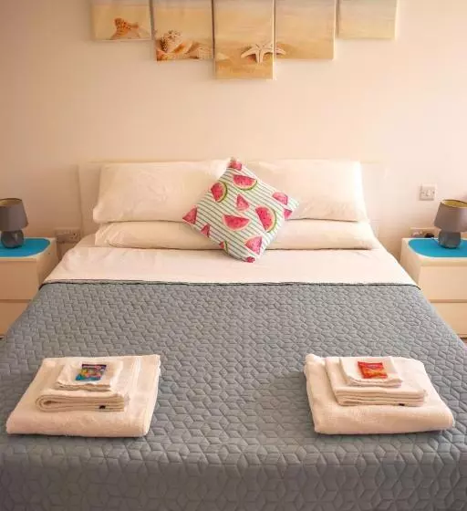 پانسیون Targura Lodging