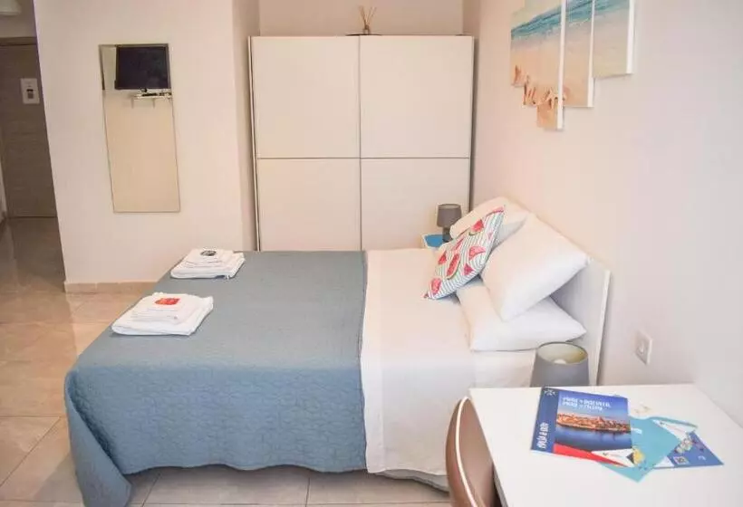 پانسیون Targura Lodging