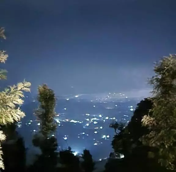 Lomakeskus Vythiri Tea Valley I Best Hotel In Wayanad L Hotels In Vythiri Wayanad