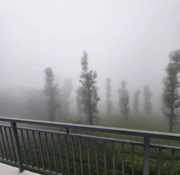 Lomakeskus Vythiri Tea Valley I Best Hotel In Wayanad L Hotels In Vythiri Wayanad