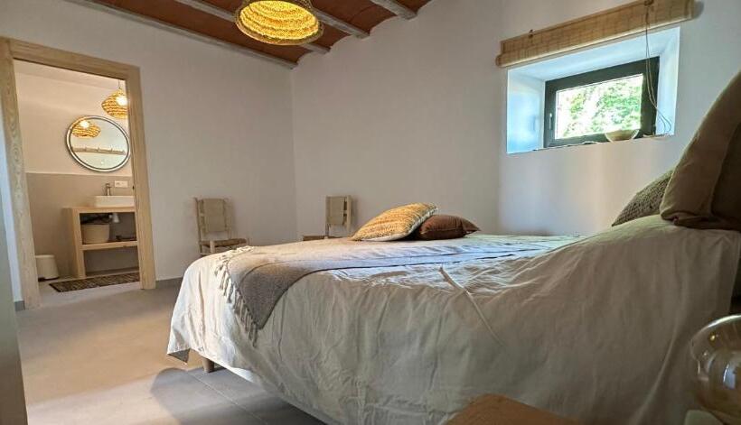 Bed and Breakfast Finca Las Botas