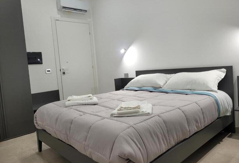 تختخواب و صبحانه Gemini Rooms