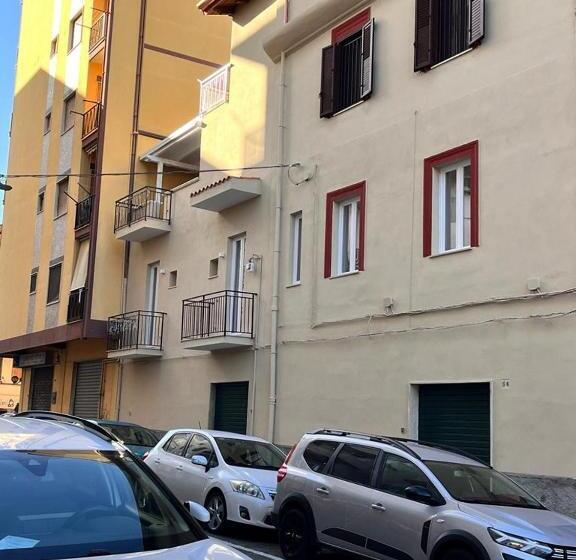 تختخواب و صبحانه Gemini Rooms