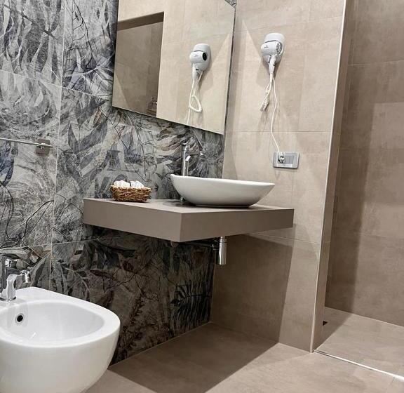 تختخواب و صبحانه Gemini Rooms