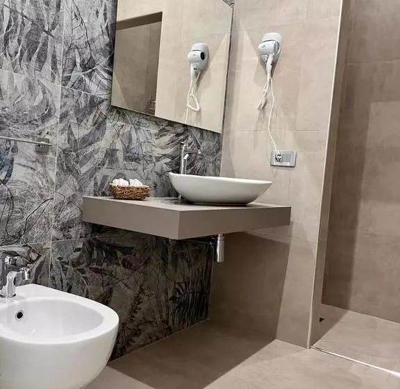 تختخواب و صبحانه Gemini Rooms