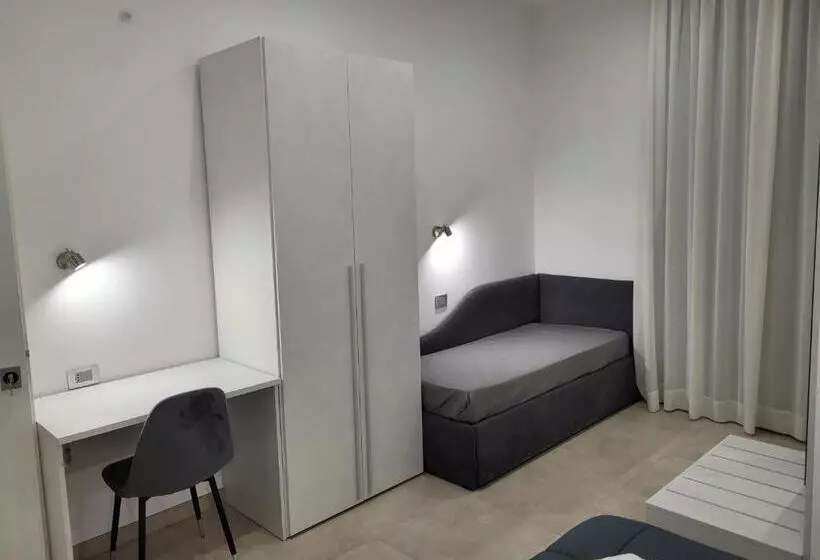 تختخواب و صبحانه Gemini Rooms