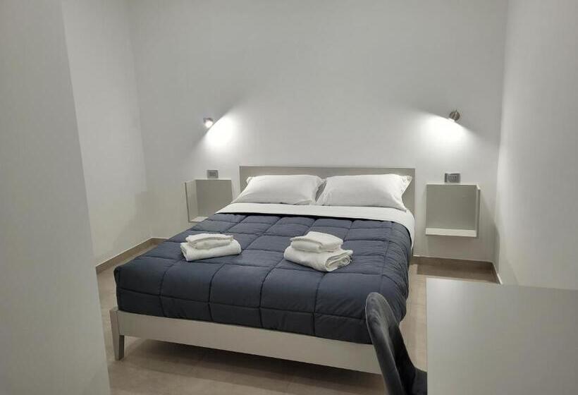 تختخواب و صبحانه Gemini Rooms