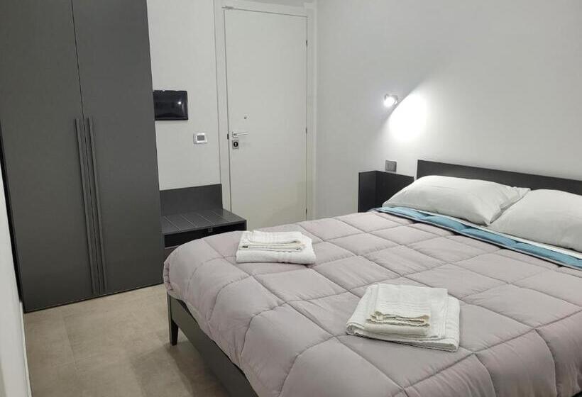 تختخواب و صبحانه Gemini Rooms