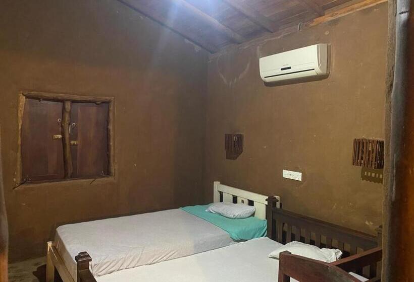 Bed and Breakfast Pokuna River Chalet