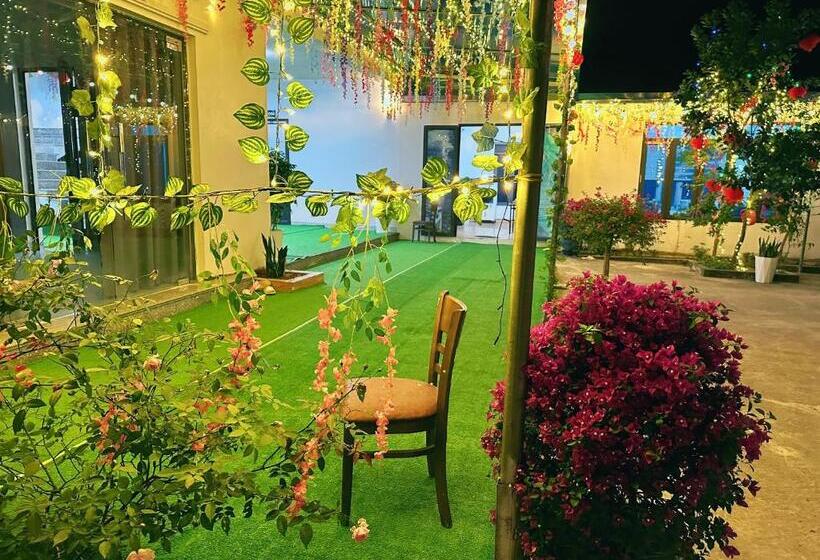 تختخواب و صبحانه Trang An Rice Field Homestay