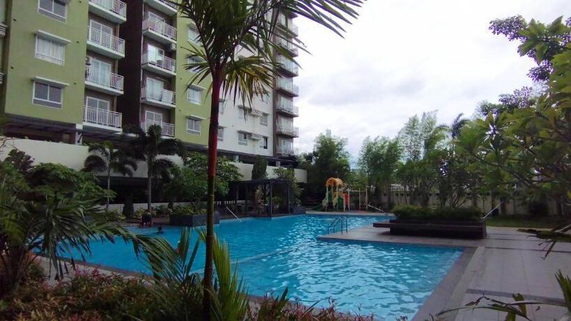 Cozy Studio Condo At Mesatierra Garden Residences