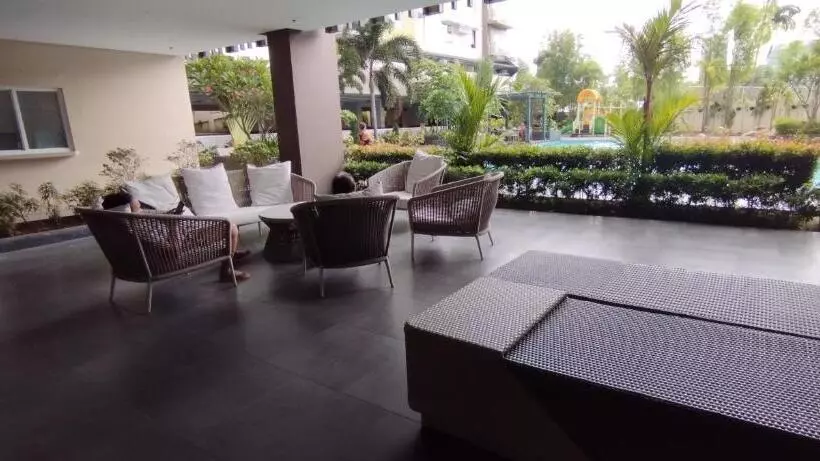 Cozy Studio Condo At Mesatierra Garden Residences