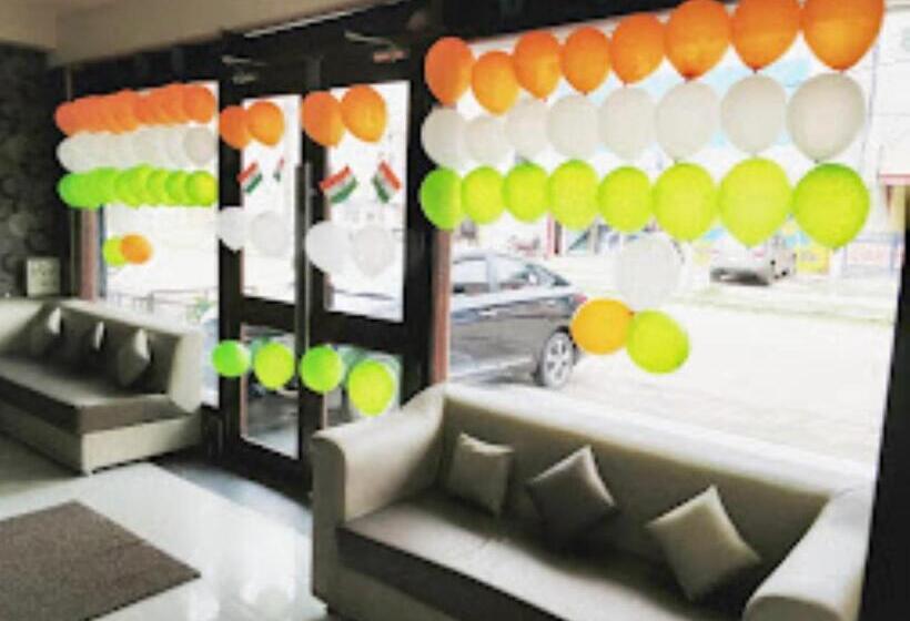 酒店 100 Blu Madhya Pradesh