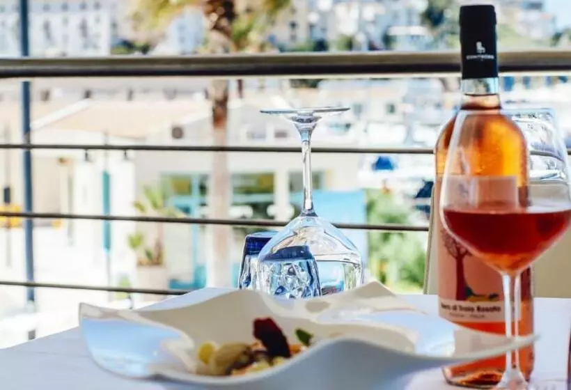 Hotelli Alba Living Room