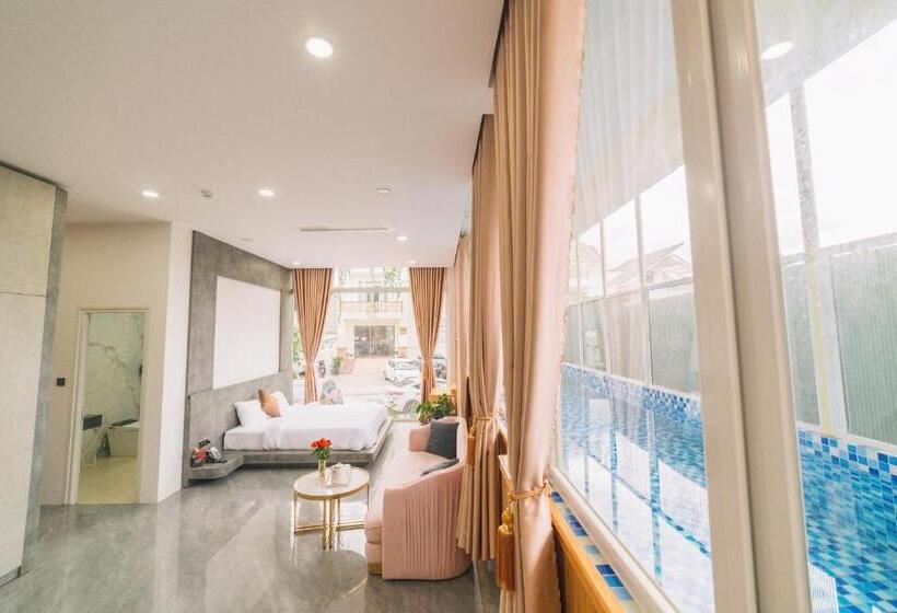 هتل Quy Tai Premium