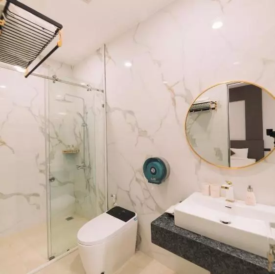 هتل Quy Tai Premium