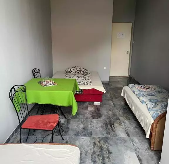 Lilla Motel